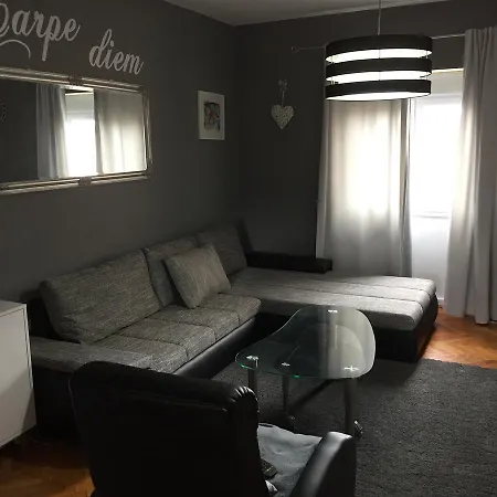 Sleeps 5 * Turanj